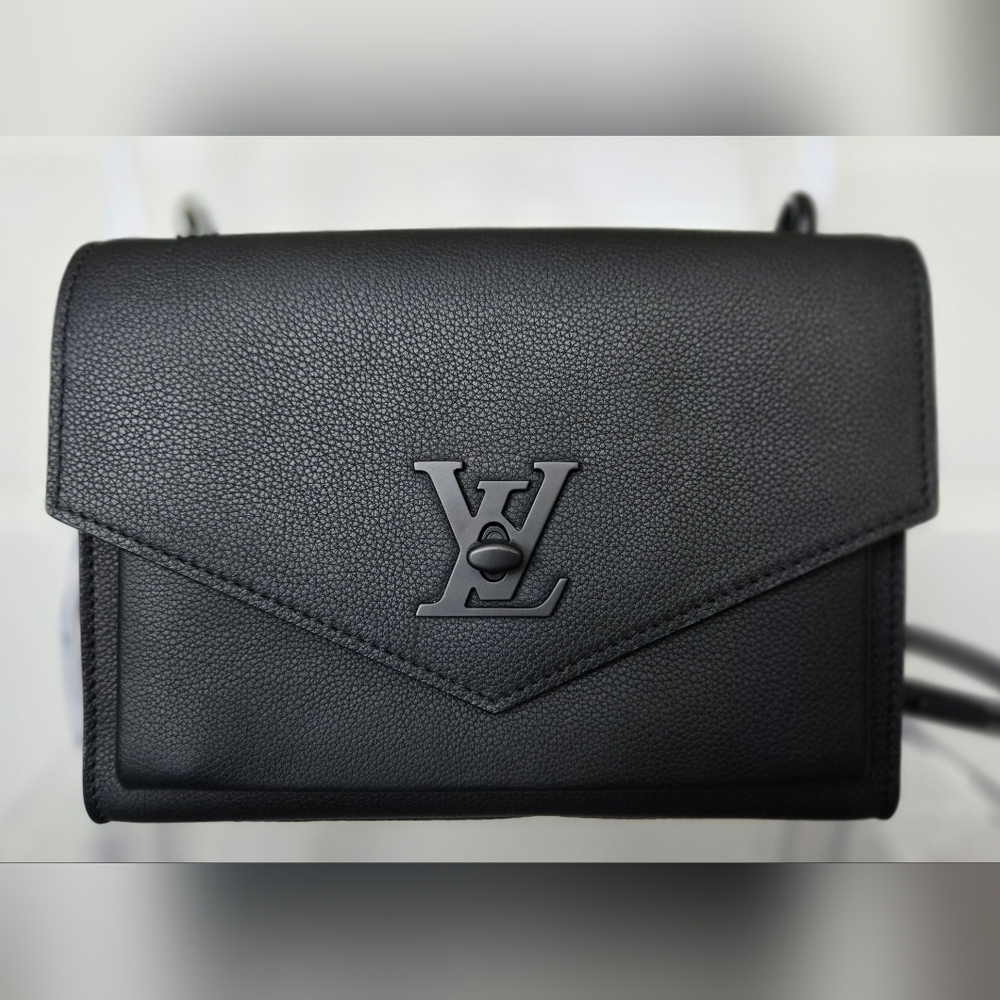 Louis Vuitton My LockMe BB Monochrome